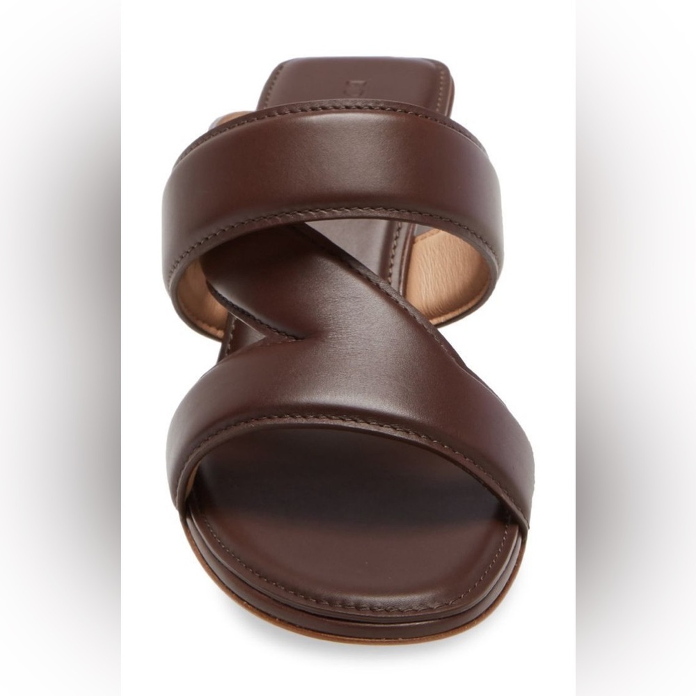 Authentic Bottega Veneta Dark brown sandals size 37.5 (7.5 US)